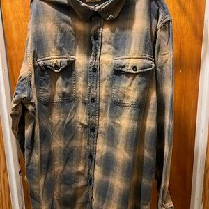 RedHead Blue and Tan Plaid Casual Button Down Shirt